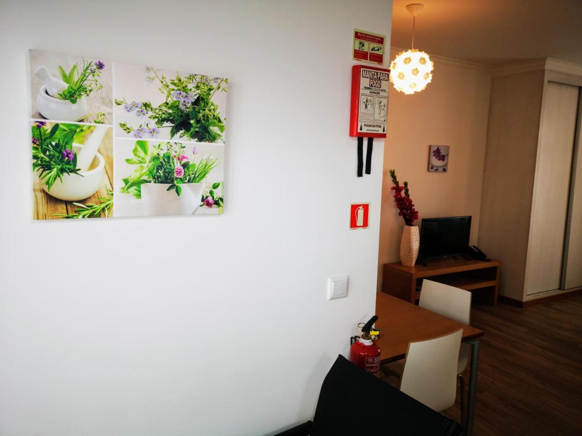 פונשל Casa Dos Avos Apartments מראה חיצוני תמונה