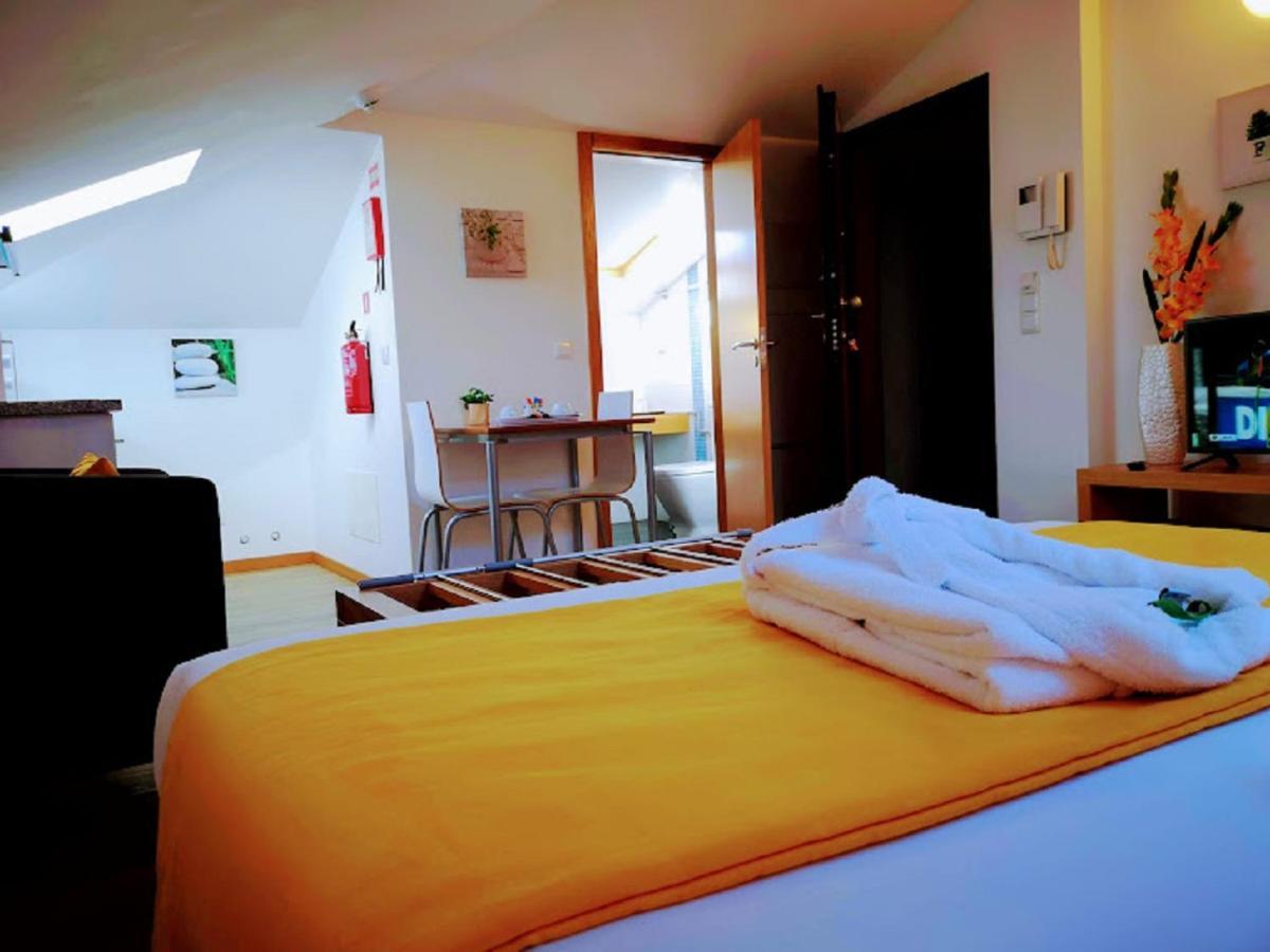 פונשל Casa Dos Avos Apartments מראה חיצוני תמונה